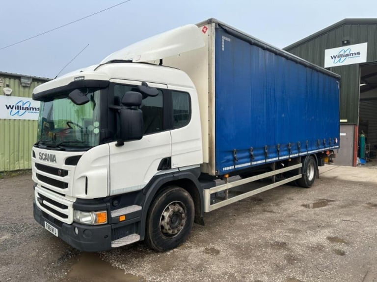 Scania P250 DB 4X2 CURTAIN SIDE WITH TUCKAWAY TAIL LIFT