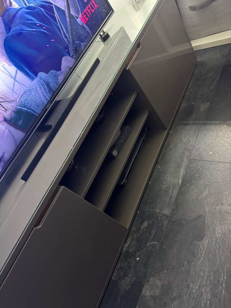 image for Tv unit 