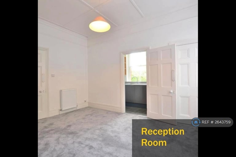 2 bedroom flat in Salisbury Road, Barnet, EN5 (2 bed) (#2643759)