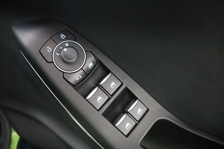 2023 Ford Puma 1.5T EcoBoost ST 5dr (PERFORMANCE PACK, 19 inchALLOYS) HATCHBACK Petrol Manual