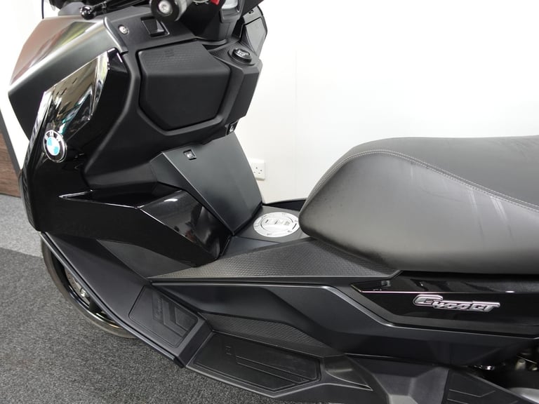 BMW C 400 GT Triple Black. 2023/73. Low Miles. TFT. Lovely Example