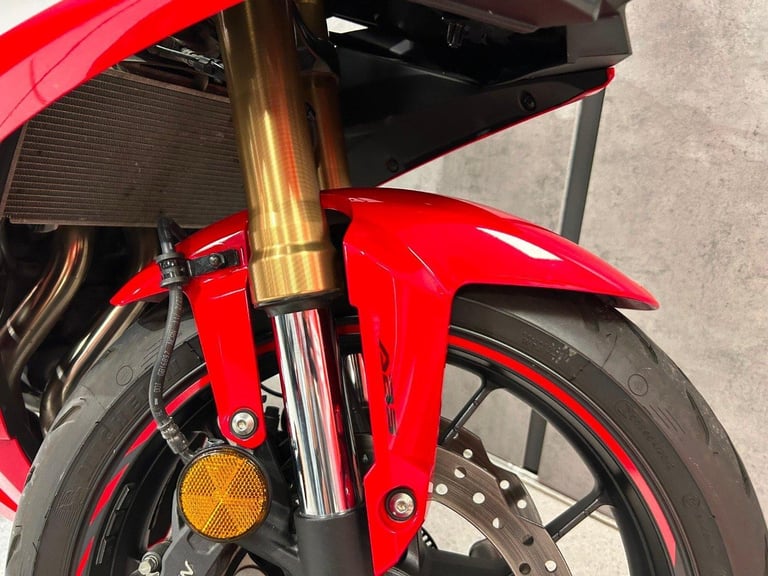 2024 Honda CBR500R - 2276 miles - 1 OWNER!