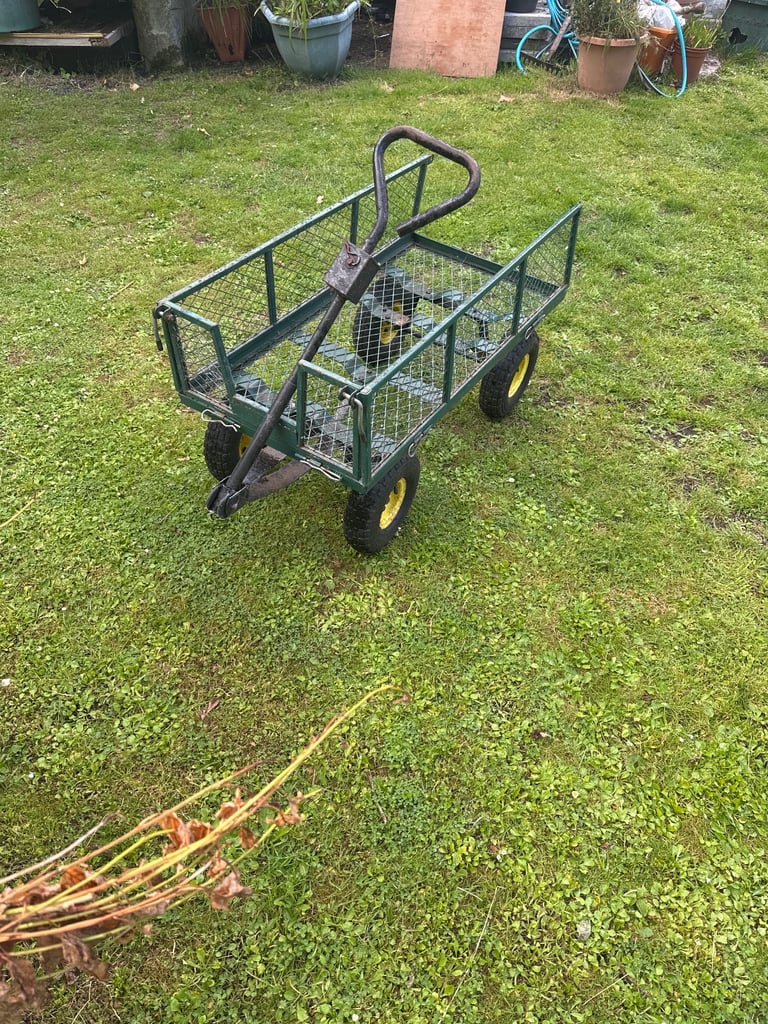 John Deere  kids trailor