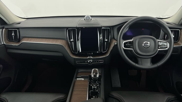 2022 Volvo XC60 Ultimate, B5 AWD mild hybrid, Petrol, Dark Estate Petrol Automatic