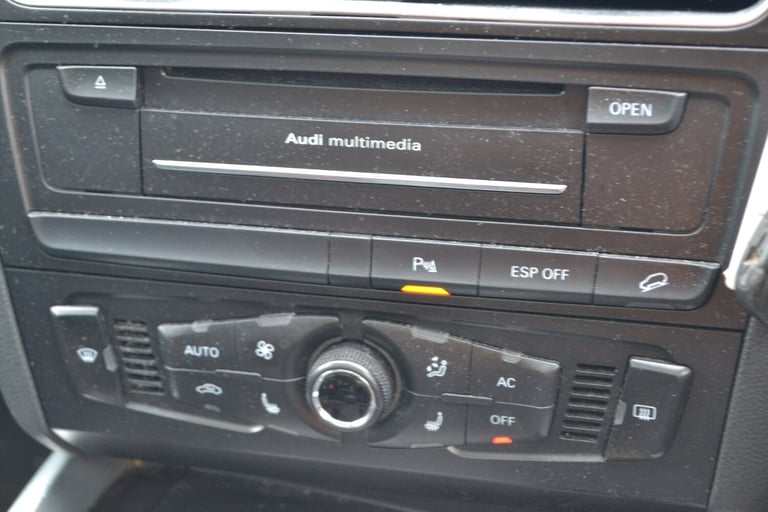 2010 Audi Q5 2.0 TDI Quattro S Line 5dr S Tronic ESTATE Diesel Automatic
