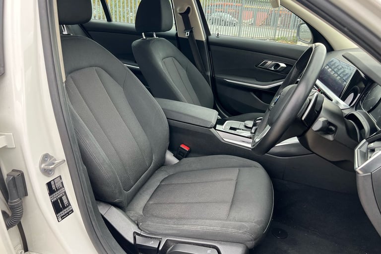 2021 BMW 3 Series 320i SE 4dr Step Auto Saloon PETROL Automatic