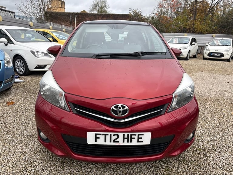 2012 Toyota Yaris 1.33 VVT-i T Spirit 5dr Multidrive S HATCHBACK PETROL Automatic