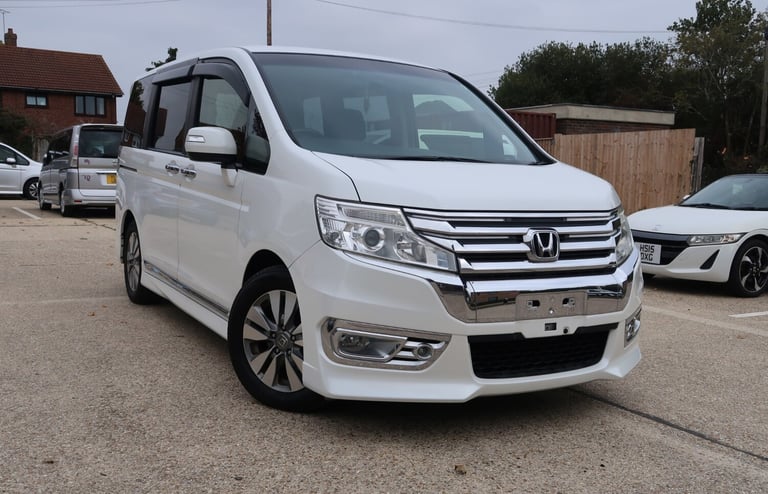 image for 2014/14 Honda Stepwagon Spada 2.0 White 8 Seat Both Power Sliding Door ULEZ