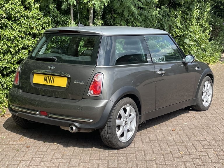 2006 MINI Hatch 1.6 Cooper Park Lane 3dr HATCHBACK Petrol Manual