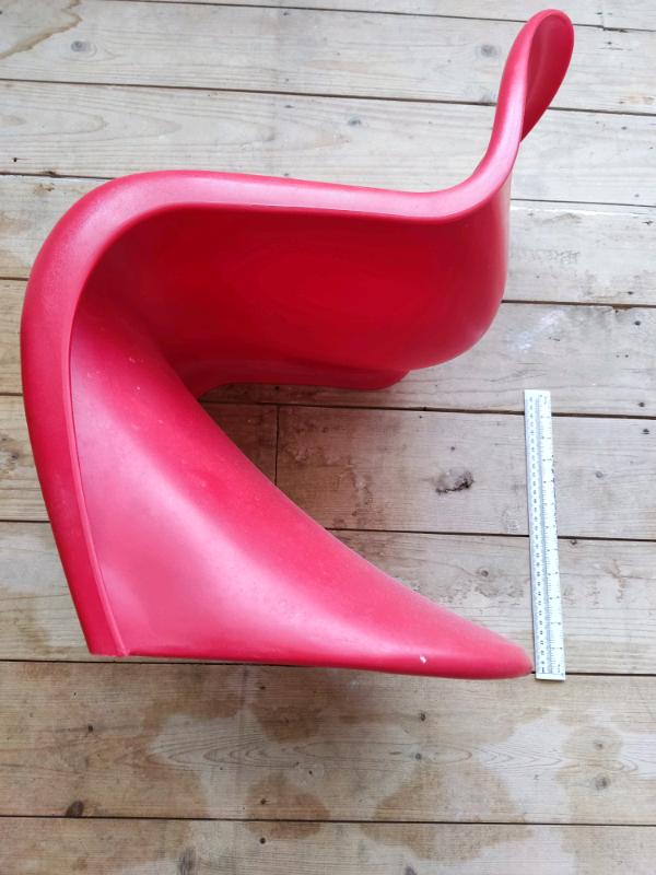 Child's red Panton chair