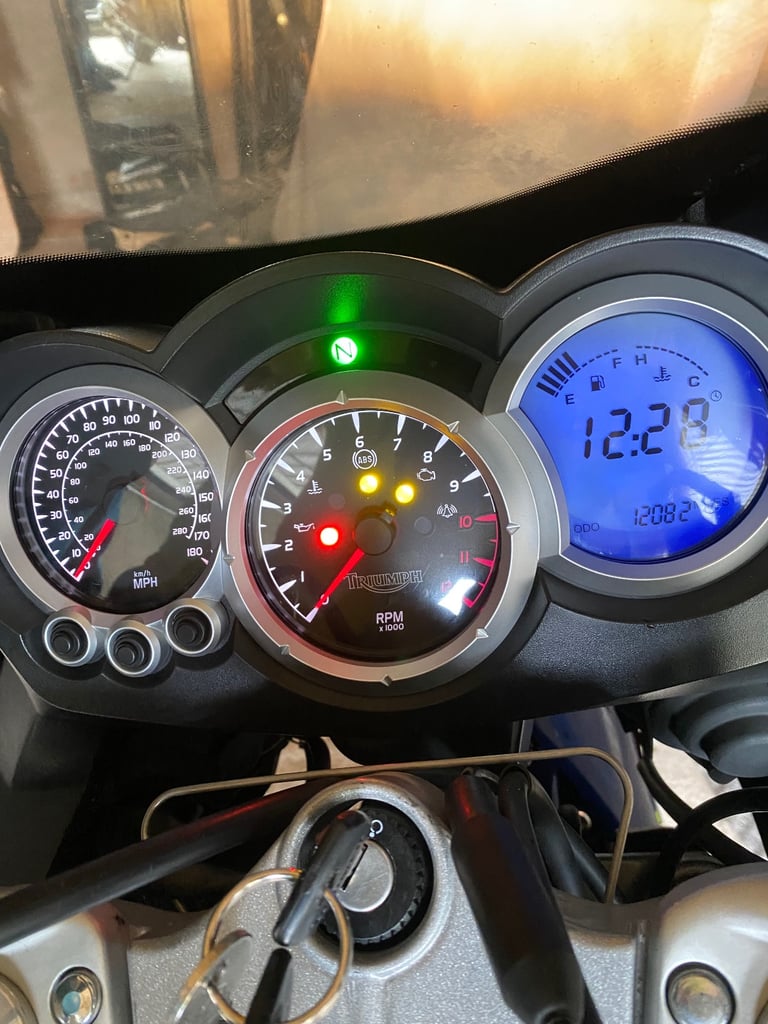 Triumph, SPRINT, 2007, 1050 (cc)