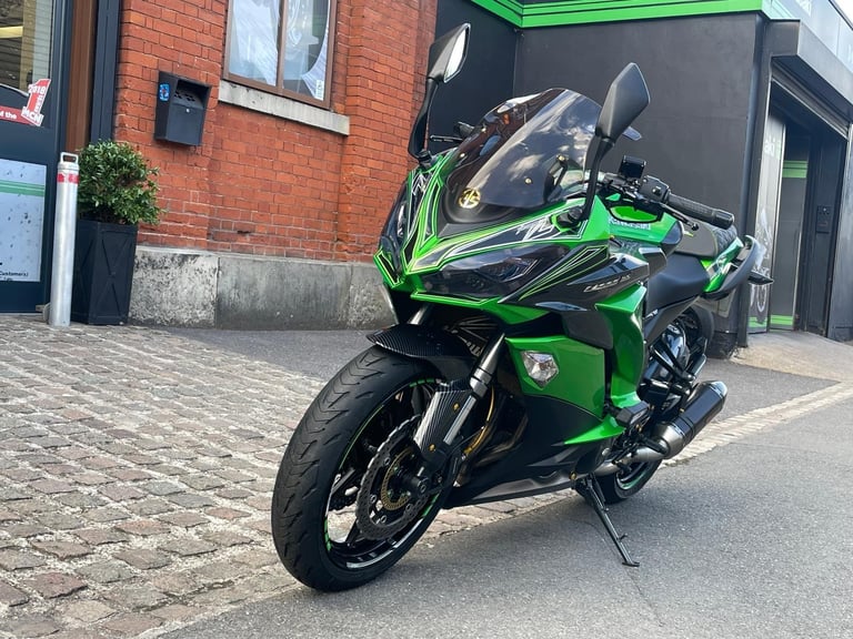 2017 Kawasaki Z1000sx sports touring motorcycle in Green
