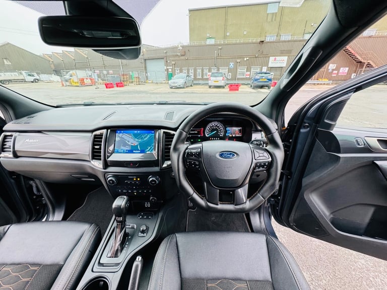 FORD RANGER MS-RT LIMITED EDITION NR 358 AUTO 213PS FSH WILDTRAK