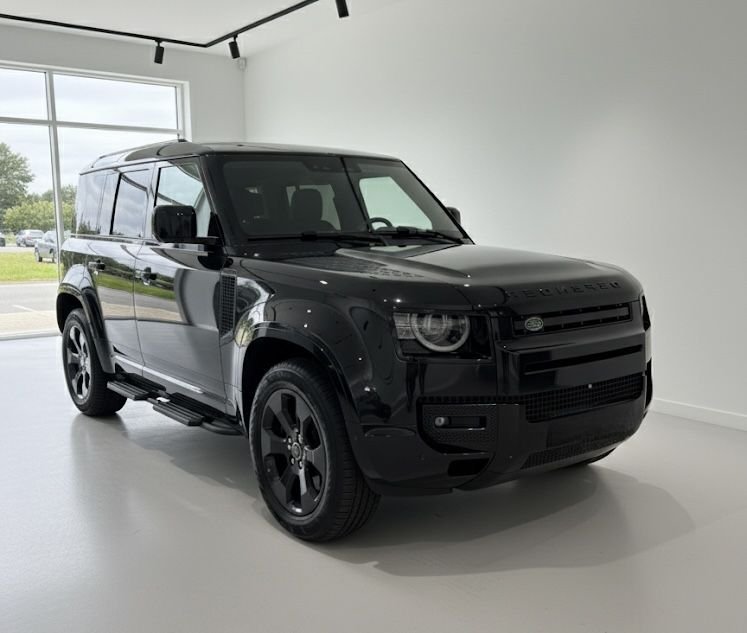 2024 74 LAND ROVER DEFENDER 2.0 P300E 15.4KWH X-DYNAMIC HSE SUV 5DR PETROL PLUG-