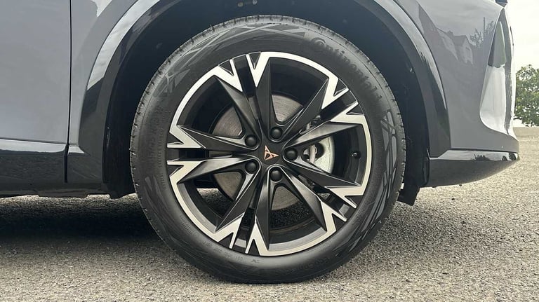 2025 Cupra Formentor 1.5 eHybrid 204 V1 5dr DSG SUV Hybrid Automatic