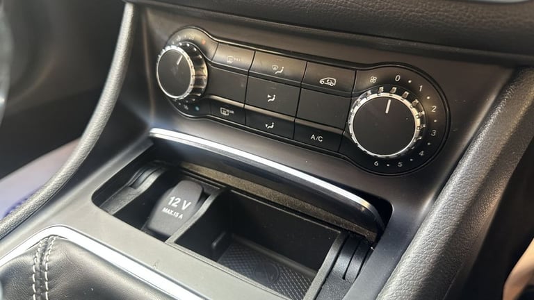 2018 Mercedes-Benz GLA 1.6 GLA180 Urban Edition SUV 5dr Petrol Manual Euro 6 (s/s) (122 ps) ESTAT...