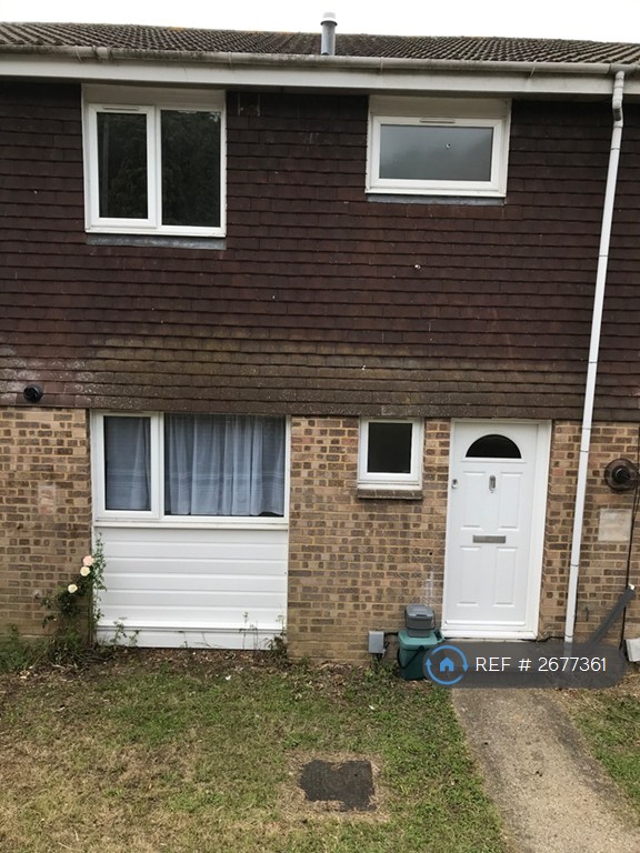 5 bedroom house in Park Barn Drive, Guildford, GU2 (5 bed) (#2677361)