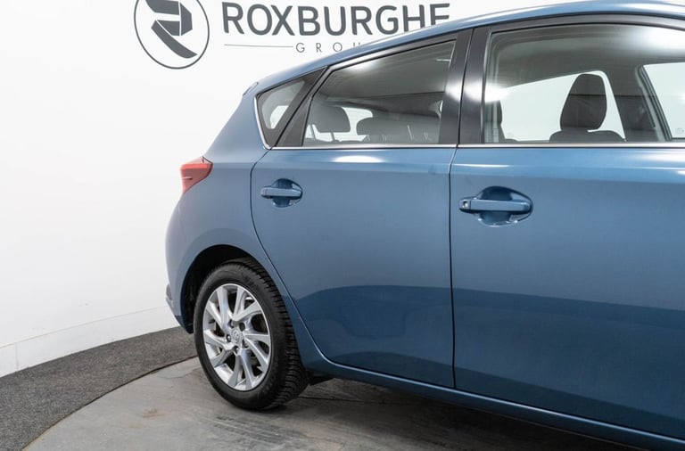 2016 66 TOYOTA AURIS 1.2 VVT-I ICON HATCHBACK 5DR PETROL CVT EURO 6 (S/S) (116 P