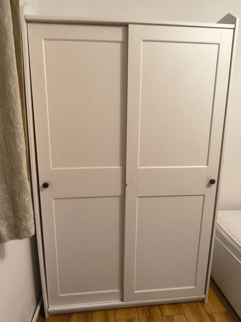 Ikea Wardrobe (Damaged screw holes)