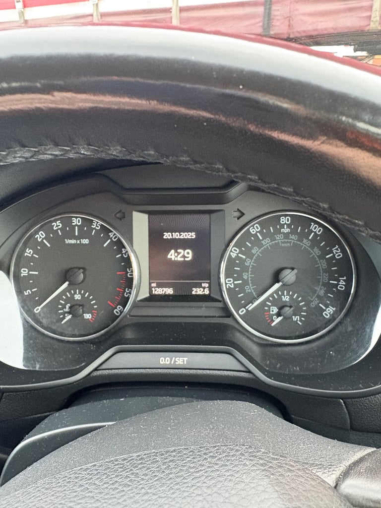 Skoda, OCTAVIA, Estate, 2013, Manual, 1598 (cc), 5 doors