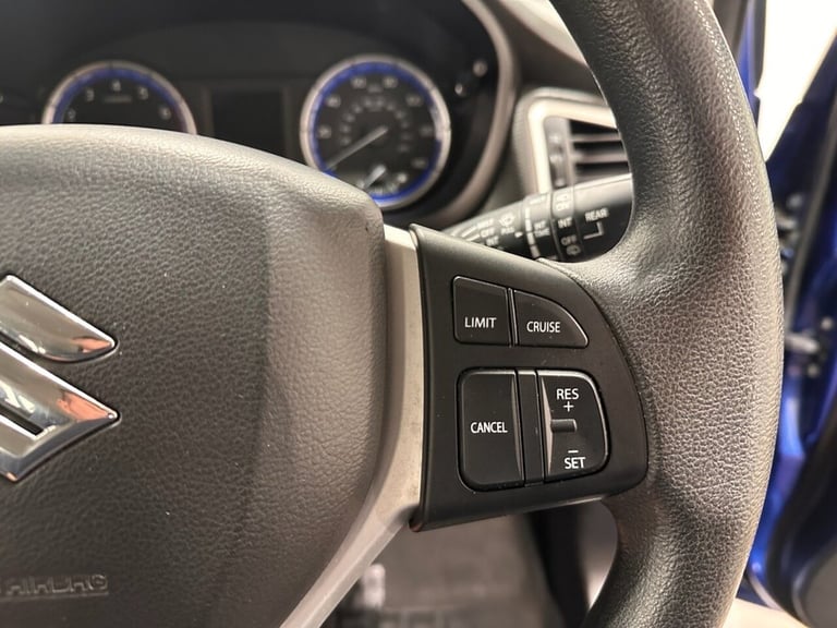 2015 Suzuki SX4 S-Cross 1.6 SZ3 SUV 5dr Petrol Manual Euro 6 (120 ps) HATCHBACK Petrol Manual