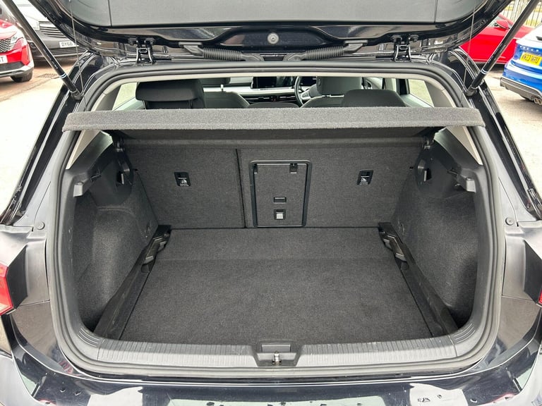  Volkswagen Golf 1.0 TSI Life Hatchback 5dr Petrol Manual Euro 6 (s/s) (110 ps) Petrol Manual