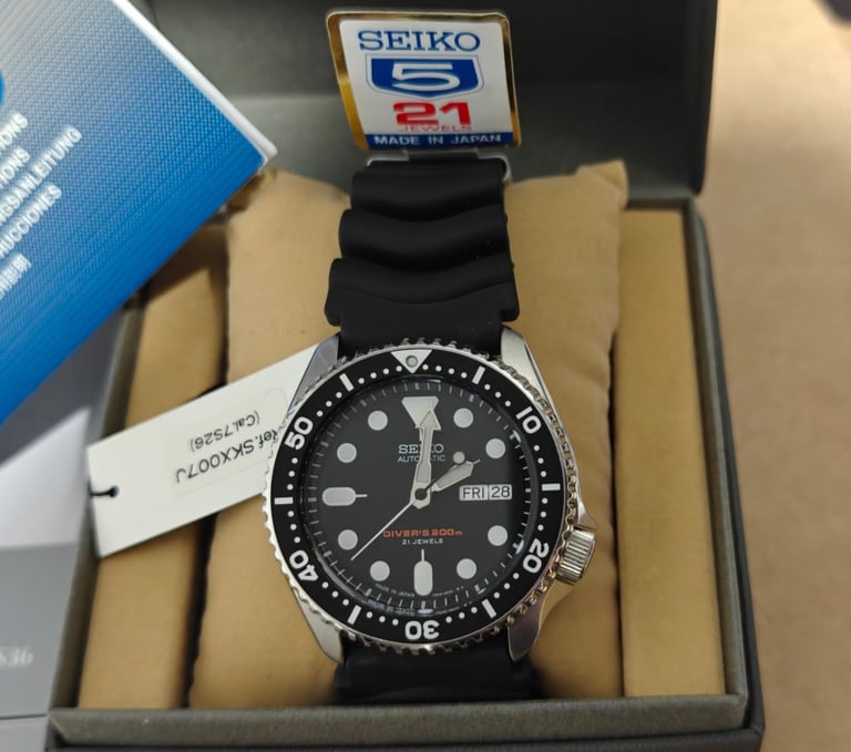 image for Seiko skx007J
