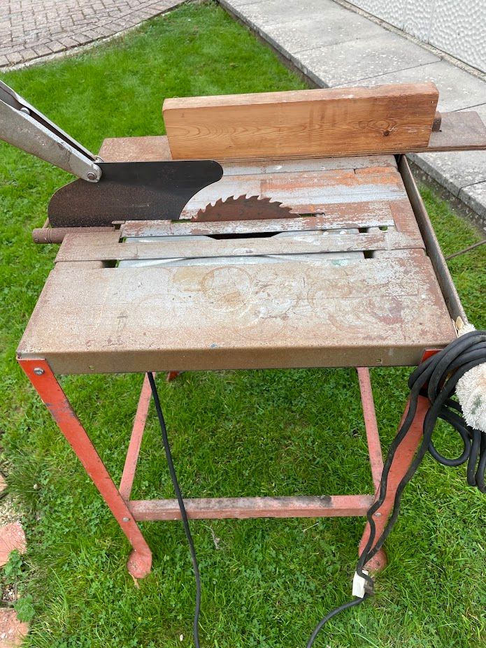 Black & Decker Heavy Duty Table Saw