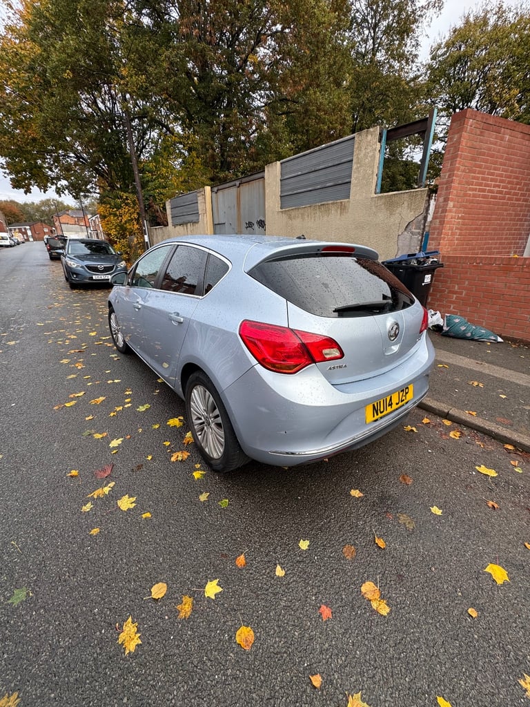 Vauxhall, ASTRA, Hatchback, 2014, Manual, 1686 (cc), 5 doors