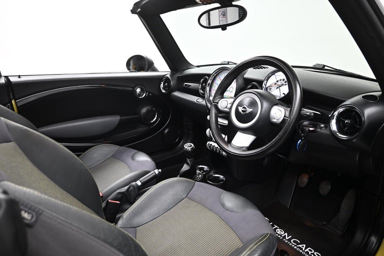 2009 MINI Convertible 1.6 Cooper 2dr CONVERTIBLE PETROL Manual