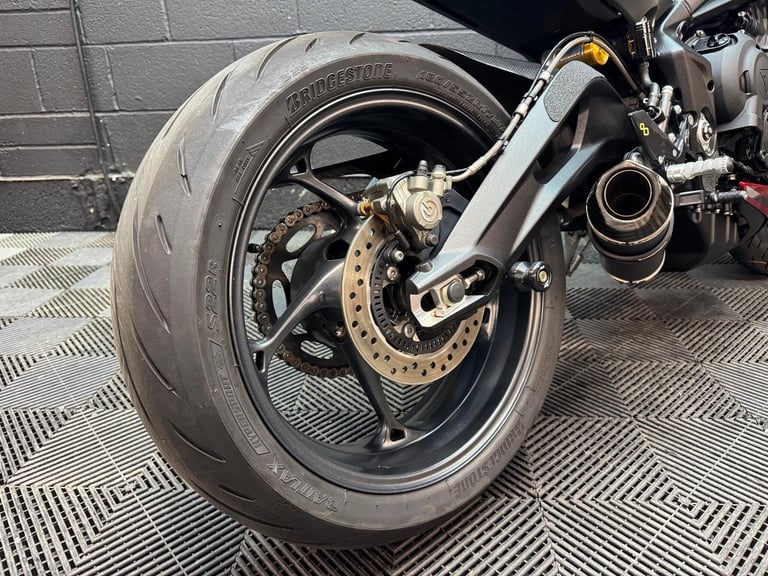 2023 Triumph Street Triple 765 765 RS X-ring Euro 5