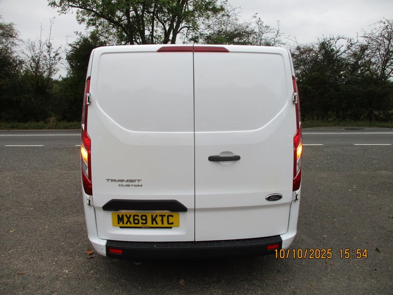 2019 Ford Transit Custom 2.0 EcoBlue 130ps Low Roof Trend Van PANEL VAN Diesel Manual