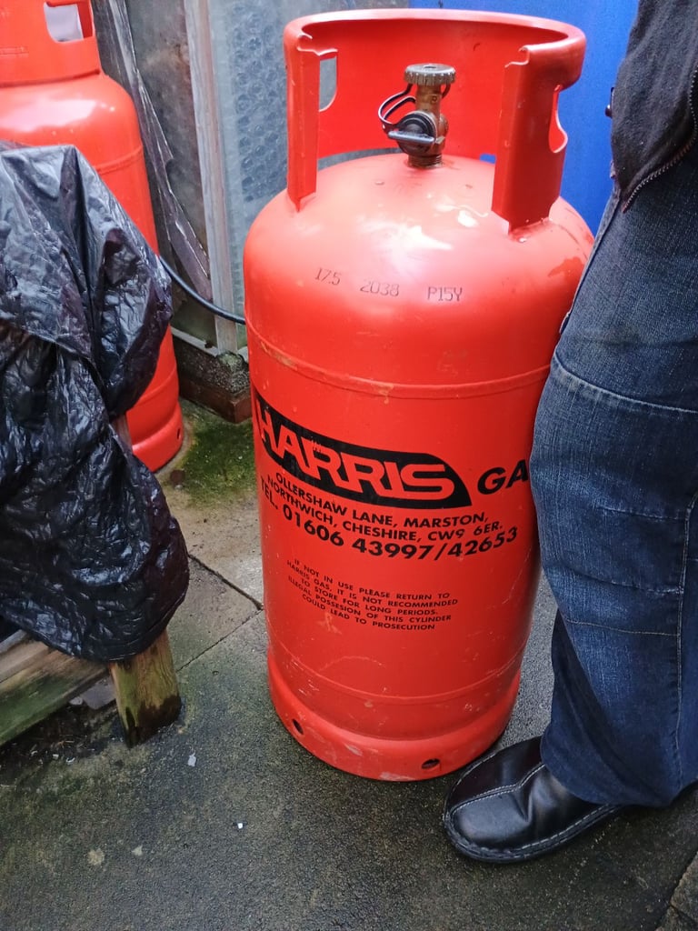 PROPANE GAS - [only x1 left] 18kg FULL BOTTLE £80 CASH