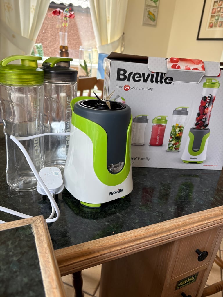 Shake and smoothie maker