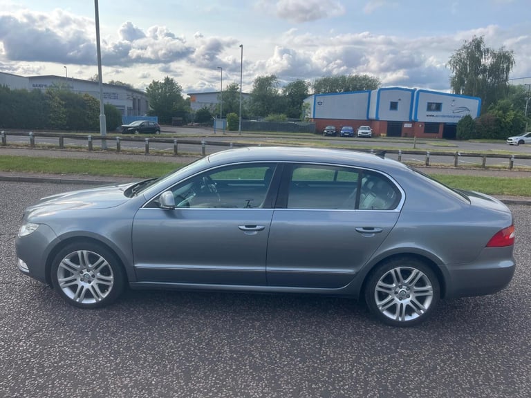 SKODA SUPERB 2.0 TDI Elegance 2012