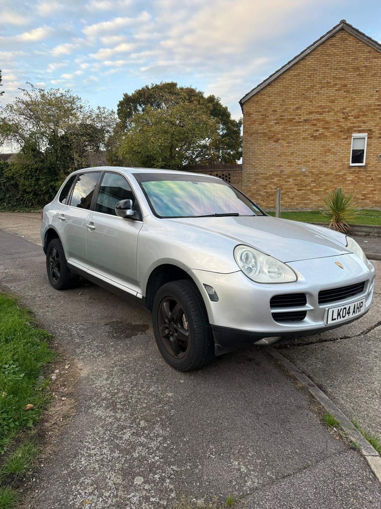 Porsche Cayenne 2004 - 4.5 V8 - Petrol/LPG - 100k miles 