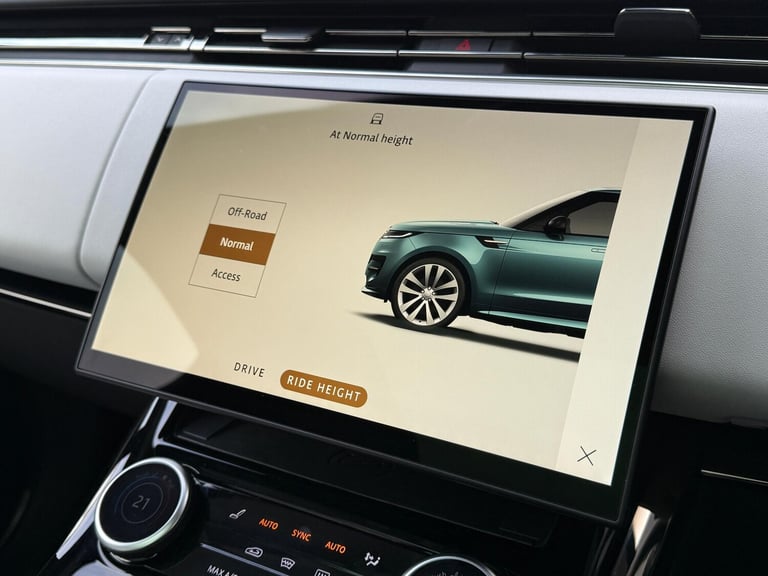 2023 Land Rover Range Rover Sport 3.0 D300 MHEV Dynamic SE SUV 5dr Diesel Auto 4WD Euro 6 (s/s) (...