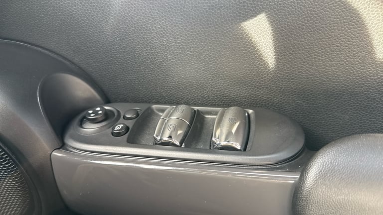 2018 Mini Convertible 1.5 Cooper II 2dr Manual with Chili Pack  Dual Cli