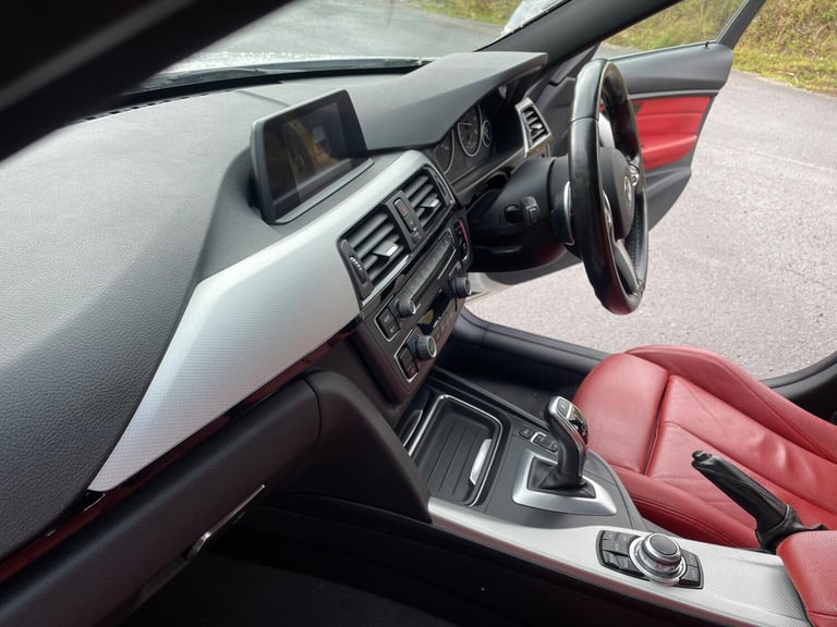 2015 BMW 3 Series 3.0 330d M Sport Touring Auto xDrive Euro 6 (s/s) 5dr ESTATE Diesel Automatic