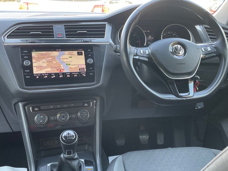 2018 Volkswagen Tiguan 2.0 TDI SE Navigation SUV 5dr Diesel Manual Euro 6 (s/s) (150 ps) ESTATE D...