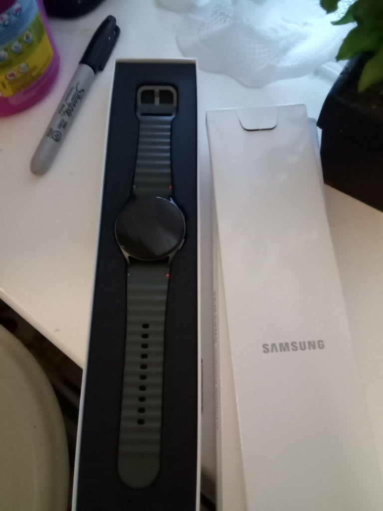 Samsung watch 7 40mm WiFi+GPS 