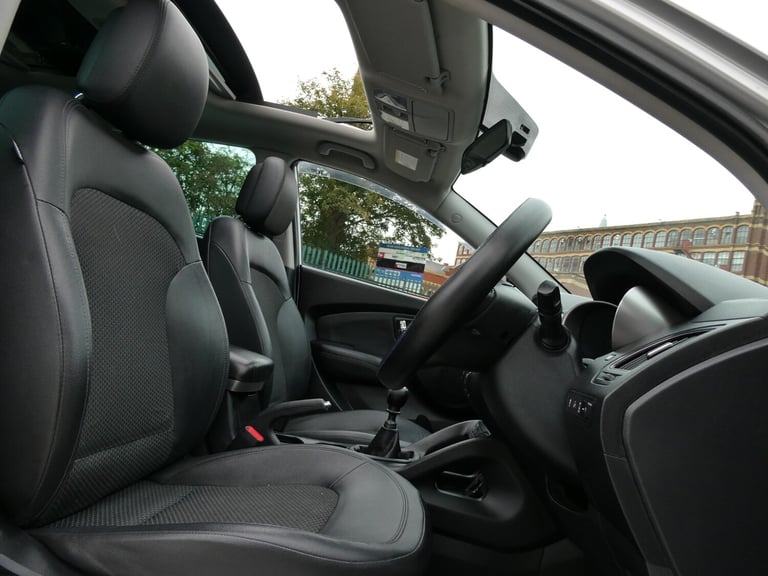 2.0 CRDi Premium 5dr *NEW IN PX +12 SERVICES +MOT SEPT 2026 +SUNROOF*