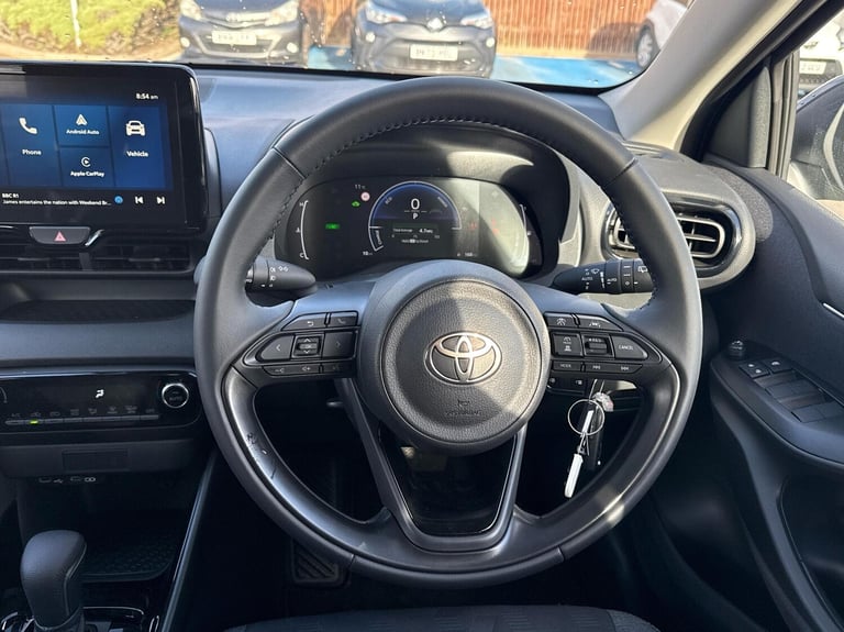 2025 Toyota Yaris 1.5 Hybrid Design 5dr CVT Hatchback Hybrid Automatic