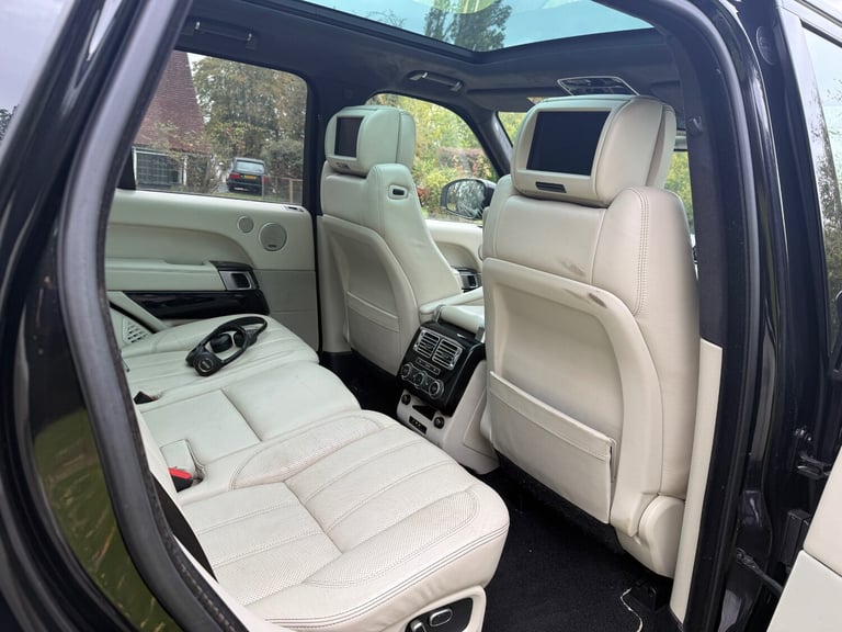 2015 Land Rover Range Rover 4.4 SDV8 Autobiography 4dr Auto ESTATE Diesel Automatic