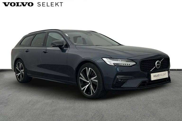 2022 Volvo V90 Plus, B4 mild hybrid, Petrol, Dark ESTATE Petrol/Electric Hybrid Automatic