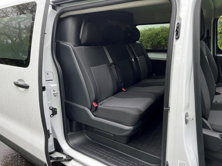 November 2024 Vauxhall Vivaro 2.0 3100 Prime XL Crew (145) Double Cab – 5 Seater