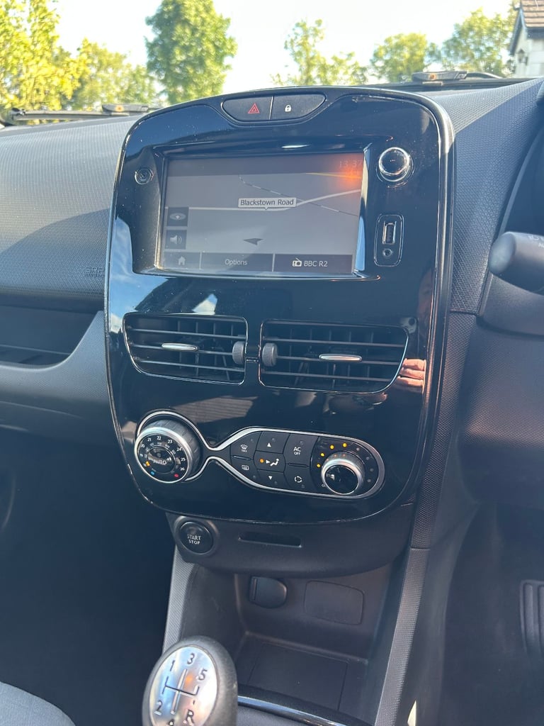 2015 Renault Clio 1.5 dCi 90 Dynamique S MediaNav Energy 5dr FSH 1yrs Mot 6MTH RAC warranty