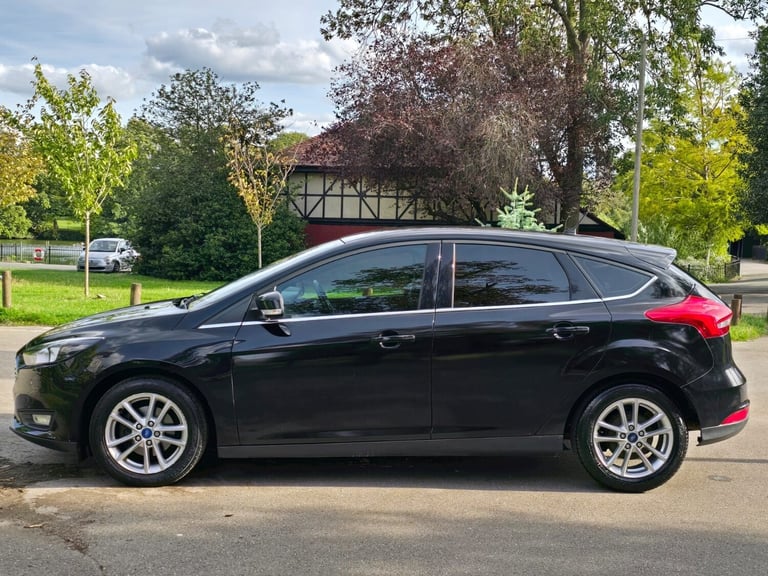 2016 Ford Focus 1.0 Manual Zetec EcoBoost 61000 Miles. NAV . PX OK. Petrol 5dr hatchback. HATCHBA...