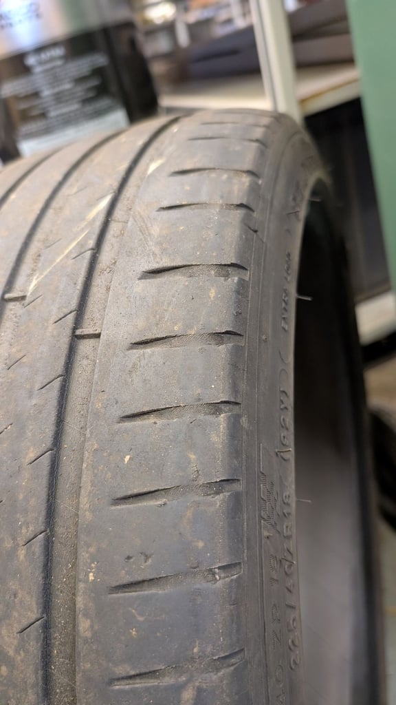 4 x Part Worn Tyres 18"