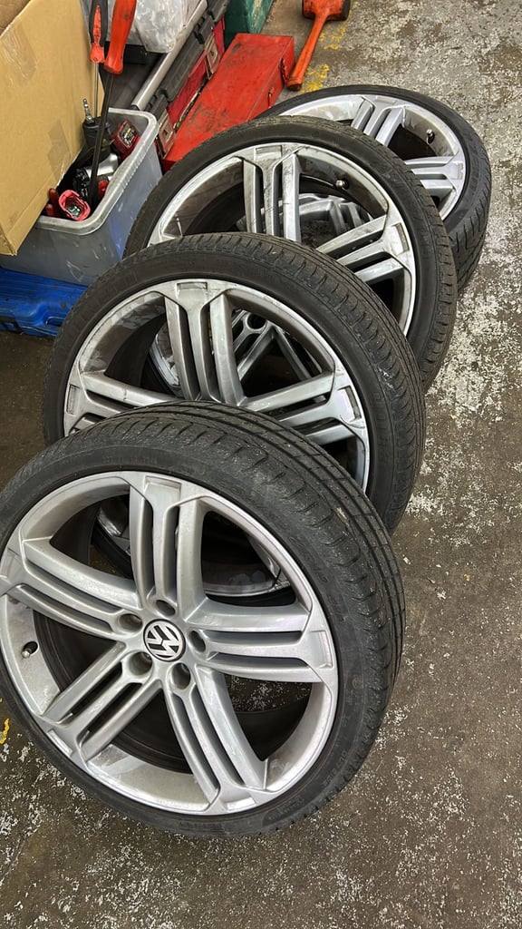image for Genuine vw scirocco alloy wheels 